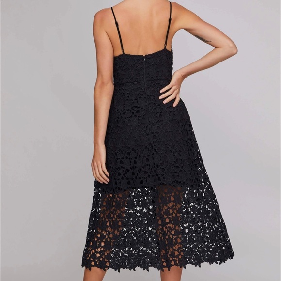 •ASTR LACE A LINE BLACK MIDI DRESS• - Picture 2 of 2